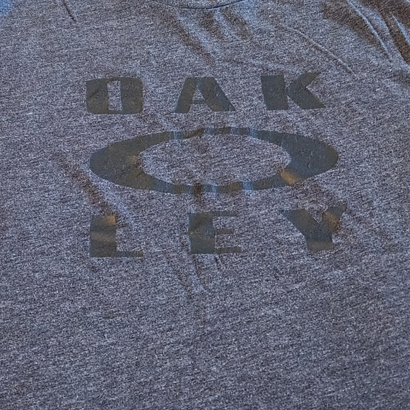 Oakley Tee Short Sleeve Size XL - Picture 2 of 11